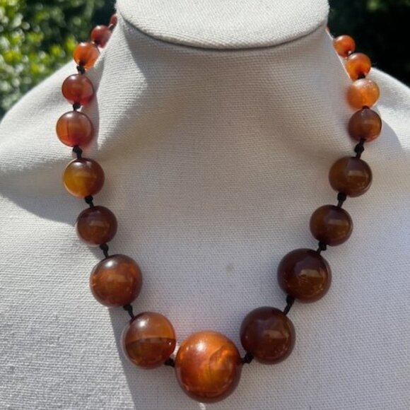 20” BAKELITE Marbled Brown Graduated Round Bead NECKLACE - Picture 2 of 9